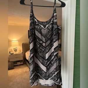 Cabi lace top with lining
